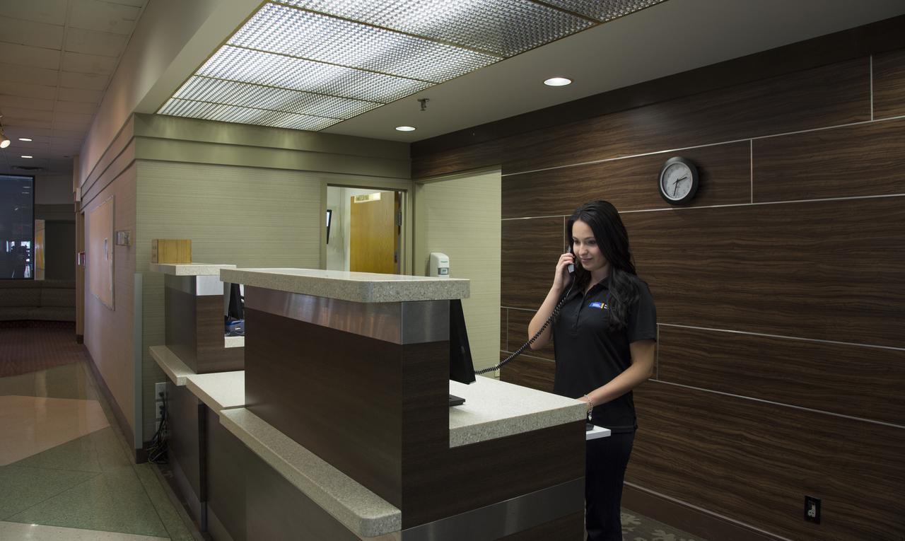 Toronto Metropolitan University-International Living Learning Residence Extérieur photo